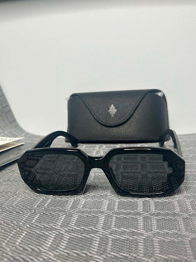 Marcelo Burlon CERI017 – widok z przodu z etui