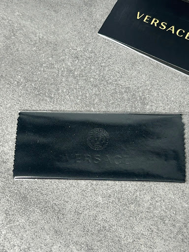 Versace VE4361 – Czarne Okulary Przeciwsłoneczne z Medalionem Meduzy