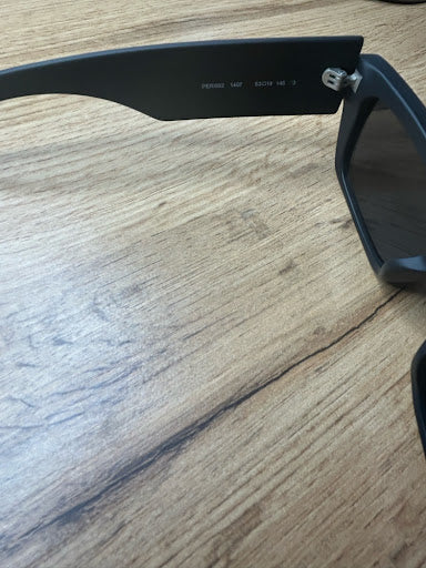 Palm Angels PERI008 – Czarne Okulary Przeciwsłoneczne Wayfarer