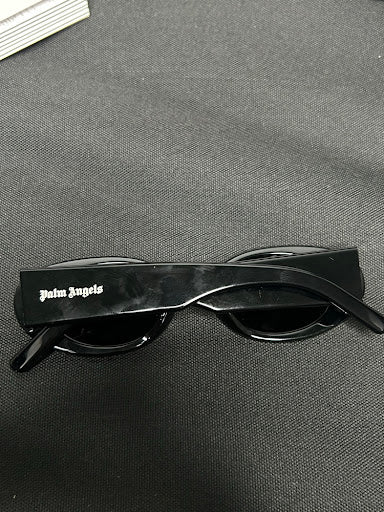 Palm Angels PERI004 1007 – widok z tyłu, złożone zauszniki z logo Palm Angels